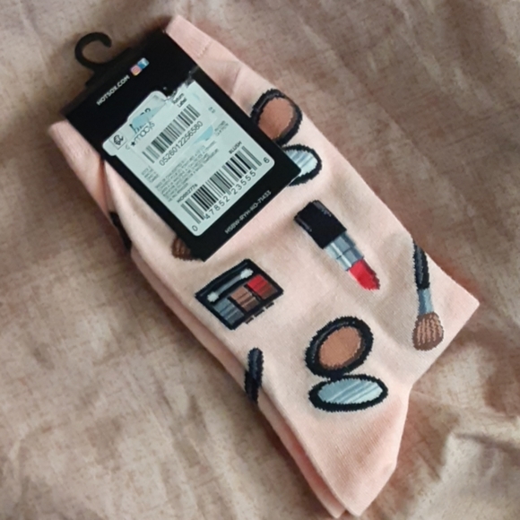 Hot Sox MUA Ed. - Picture 2 of 8